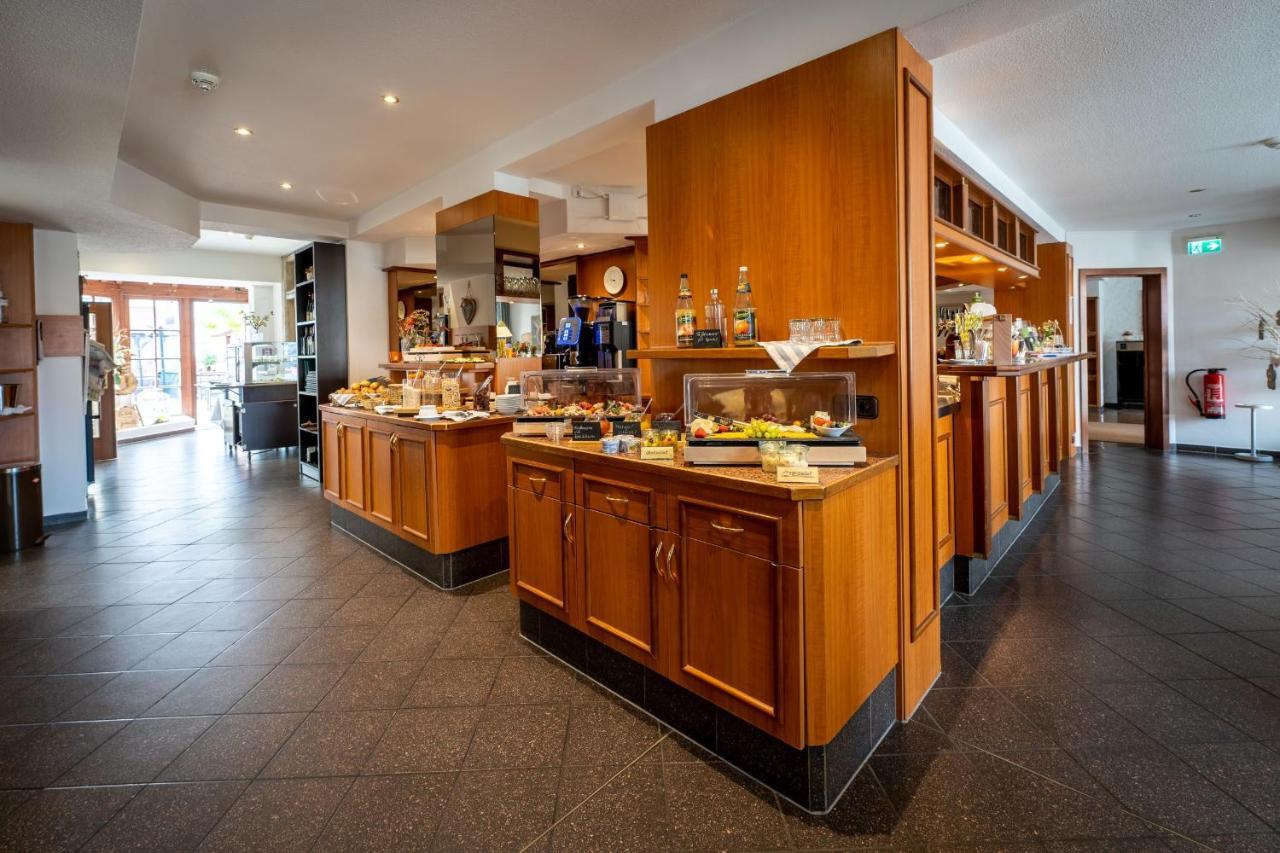 Hotel Reussischer Hof Schmölln Εξωτερικό φωτογραφία