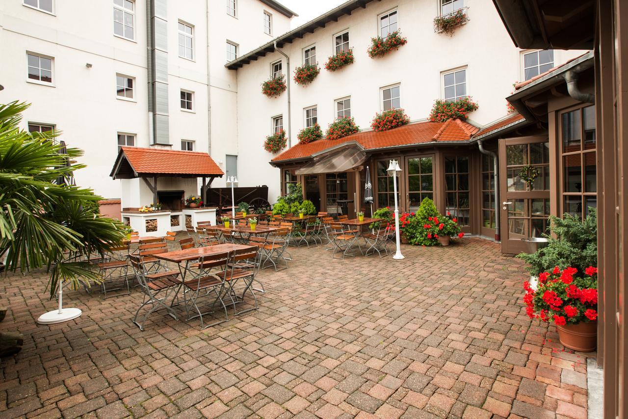 Hotel Reussischer Hof Schmölln Εξωτερικό φωτογραφία